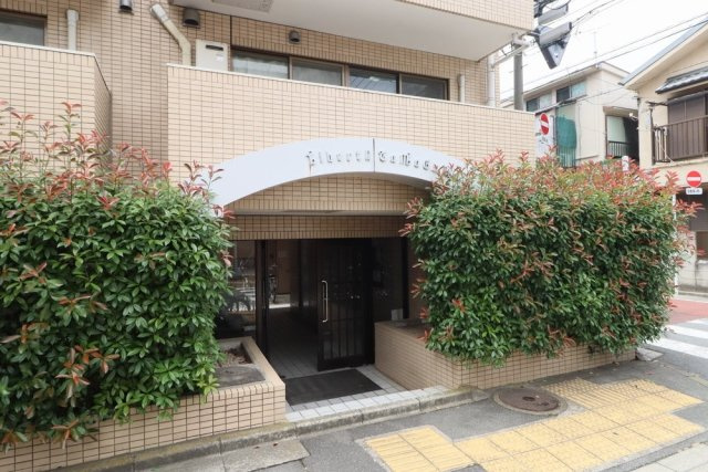 リバティ多摩川のエントランス|清潔なエントランスです