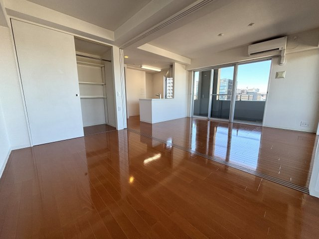 ﾃﾝｸﾞｯﾄﾞ渡辺通の洋室|広々とした洋室です