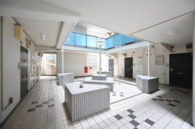 【エントランス】 | ヒルズ駒場東大前
