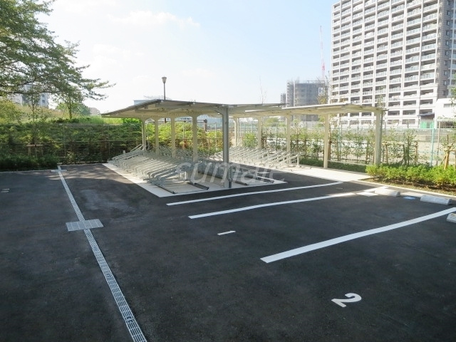 メインステージＴＯＫＹＯ・ＮＯＲＴＨ ＨＹｓのその他共用部分|駐輪場は奥にございます！