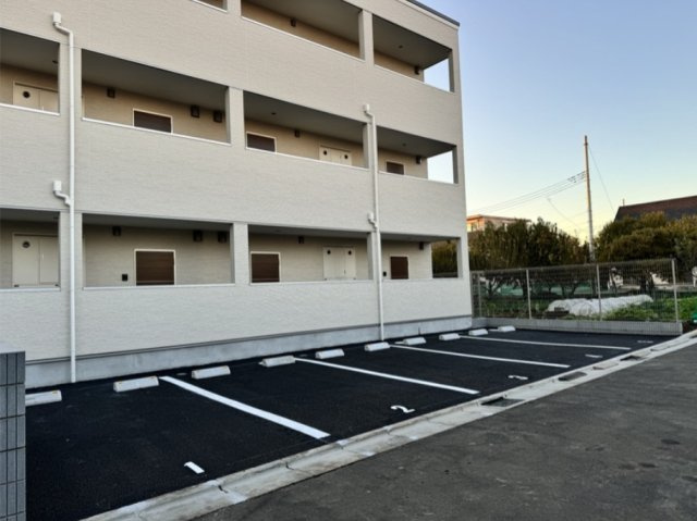 プロスペリタTの駐車場