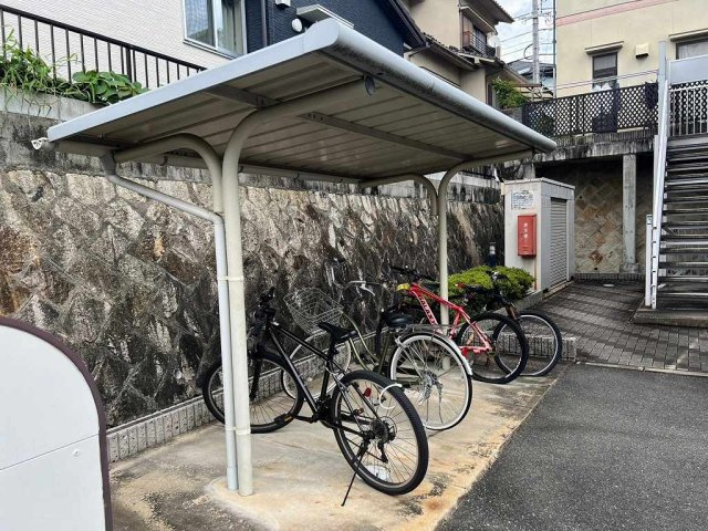 レオパレスアクシスのその他