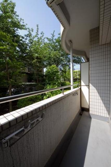 エステージ西調布のバルコニー|※写真は同タイプ住戸です。