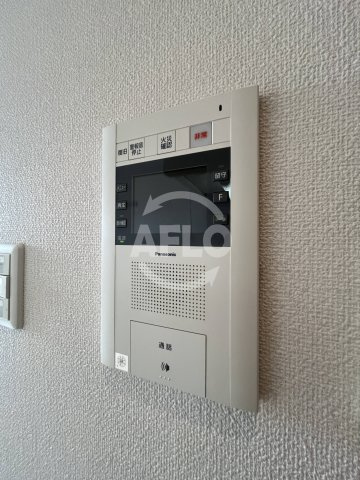 プレサンス新大阪クレスタのセキュリティ|プレサンス新大阪クレスタ　モニター付きインターホン