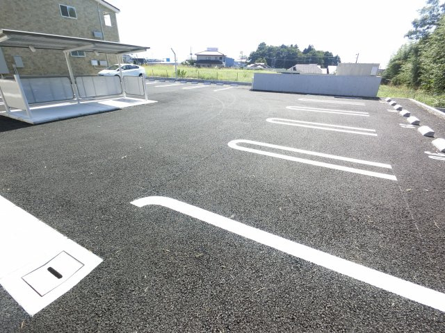 【駐車場】