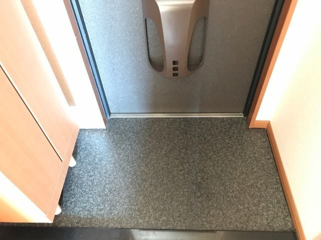 コスモシティの玄関