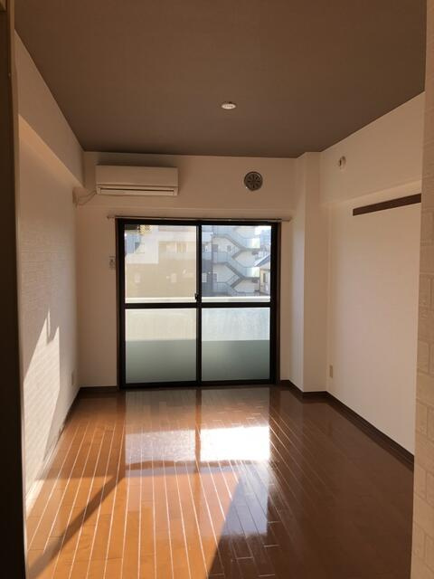 トーシンコーポ栄の内装