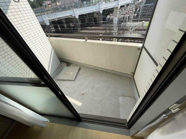 サン・クレスト峰岸のバルコニー