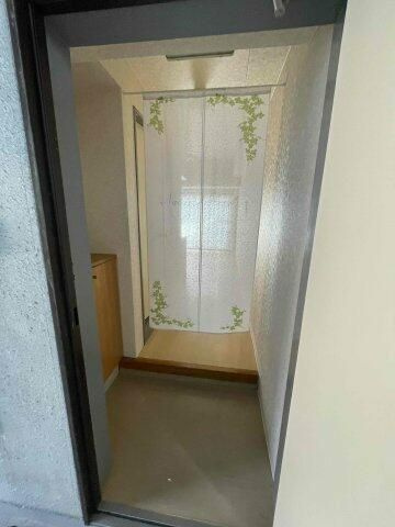 サン・クレスト峰岸の玄関