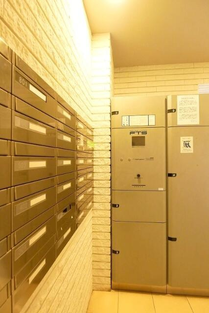 ワイズ　ル・リオン新宿中井のその他共用部分|宅配ボックスになります。
