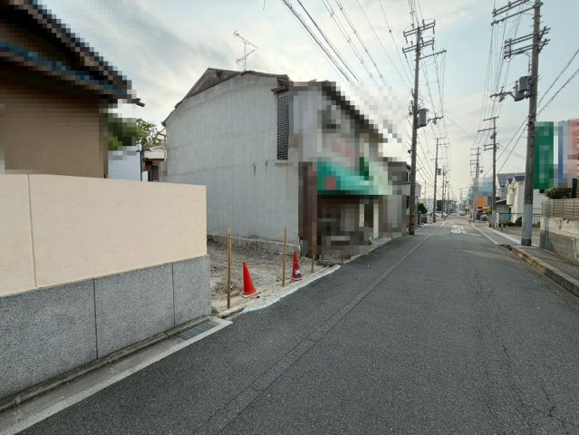 尾井町２丁目　売土地の前面道路含む現地写真|二方向道路に接道！たっぷりの陽光に包まれる明るい住まいになりそうです！