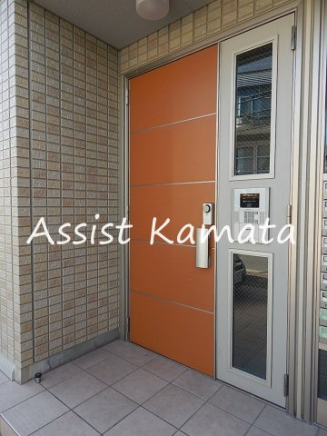 大田区西蒲田３丁目のアパートのエントランス