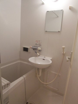 【浴室】 | ソレーユクレスト田園調布 | ★浴室ＴＶ付★※退去前につき類似だイプの別室の写真となります。