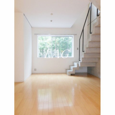 【居間・リビング】 | メゾンヴェリテ | 洋室のお部屋です。