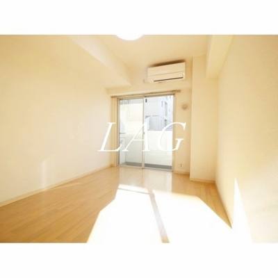【居間・リビング】 | プレール・ドゥーク錦糸町 | 洋室のお部屋です。