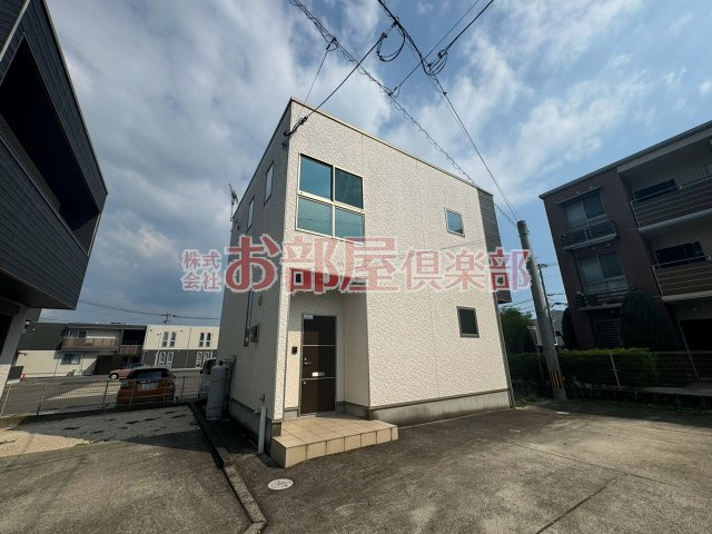 キャッスル(東合川) の外観|建物外観を気になさる方へ、見た目の良い物件です
