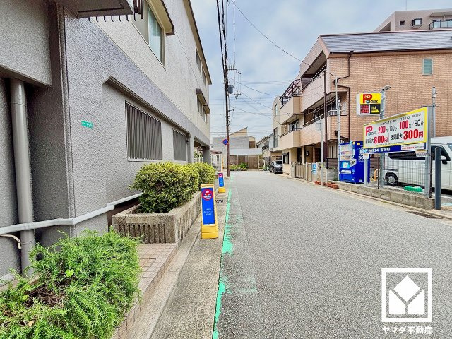 日商岩井夙川マンションのその他|4路線利用可能で、毎日の通勤・通学だけでなく、休日のお出かけまで利便性に優れています。阪急甲陽線「夙川」駅は、甲陽園駅行きの列車が発車する始発駅のため座席にも座りやすく、快適な移動が可能です。
