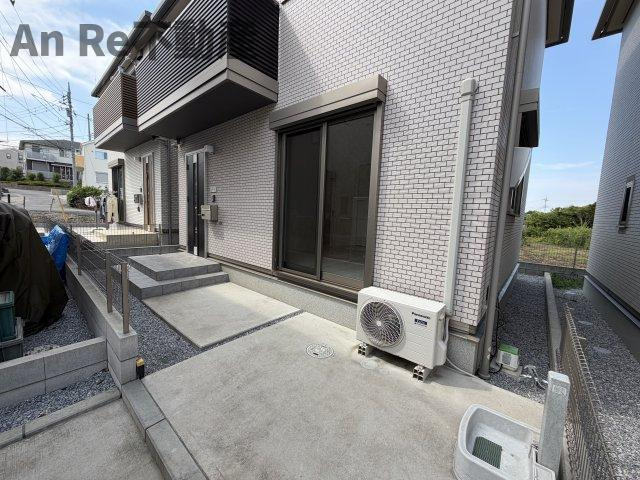 川口市大字安行原の一戸建てのエントランス
