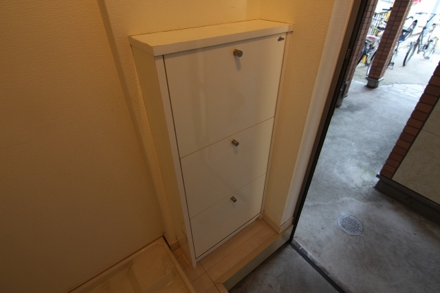 コンパートメントハウス元住吉の収納|他のお部屋の参考写真となります。