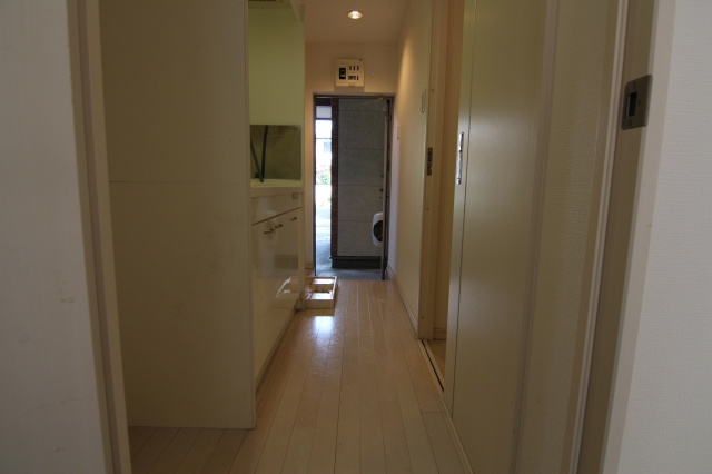 コンパートメントハウス元住吉の内装|他のお部屋の参考写真となります。