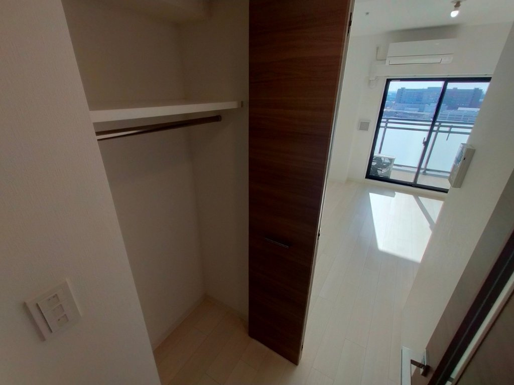 S-RESIDENCE東海通の玄関
