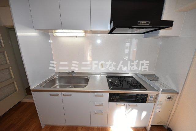 難波ロイヤルハイツのキッチン