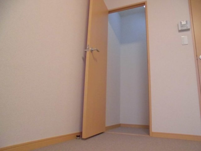 レオパレスアーバン国立の内装