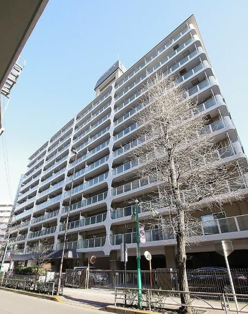 笹塚サンハイツの外観