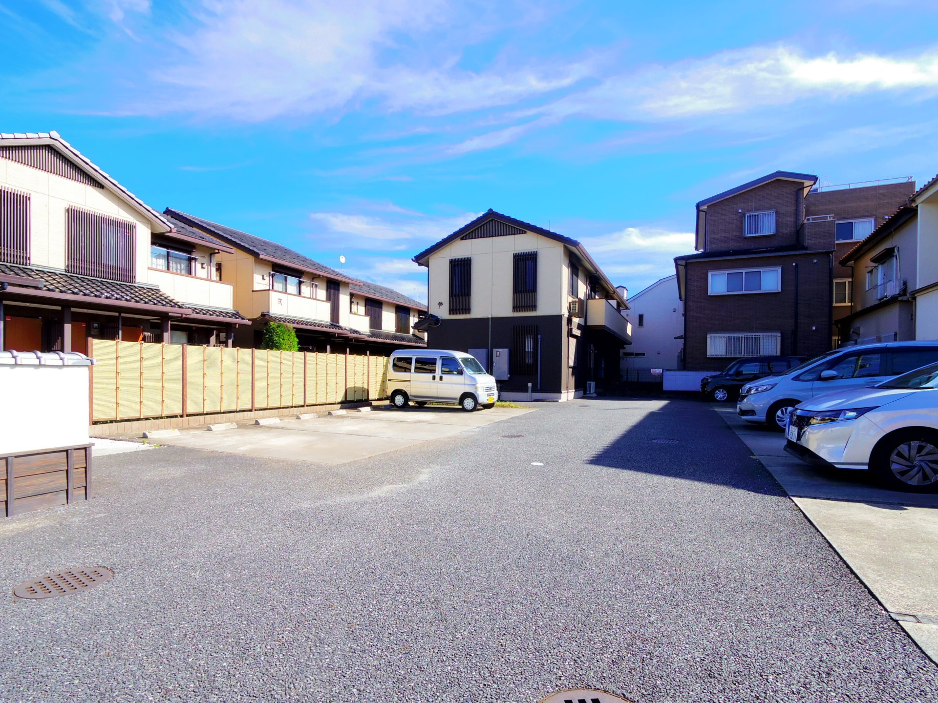 未来樹　壱号棟の駐車場