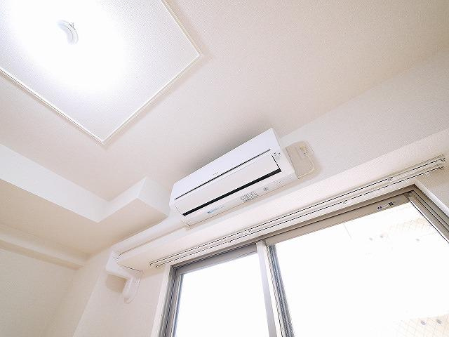 カーサレイメイ　Ａ棟の設備|エアコン