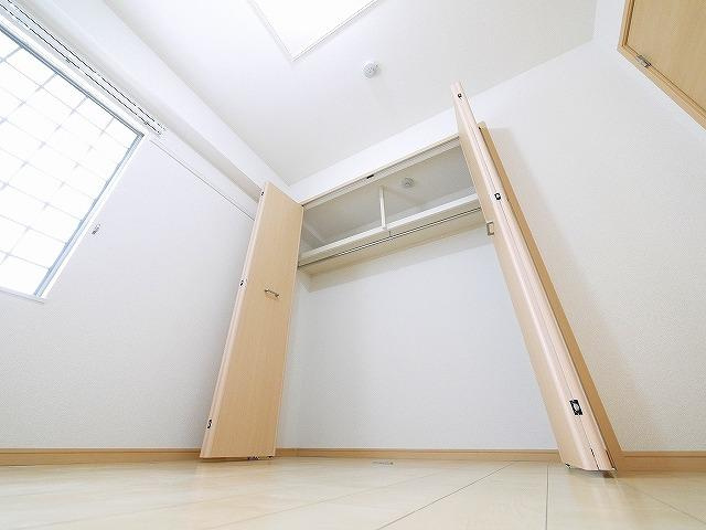 カーサレイメイ　Ａ棟の収納|ちょっとした収納スペースも充実しています