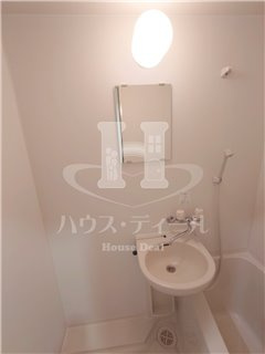 【洗面所】 | リビオンコート | 洗面台です