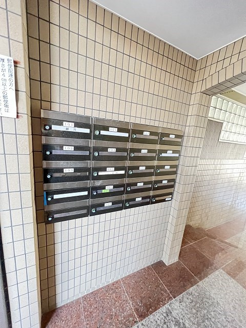 尼崎市武庫町４丁目のアパートの外観