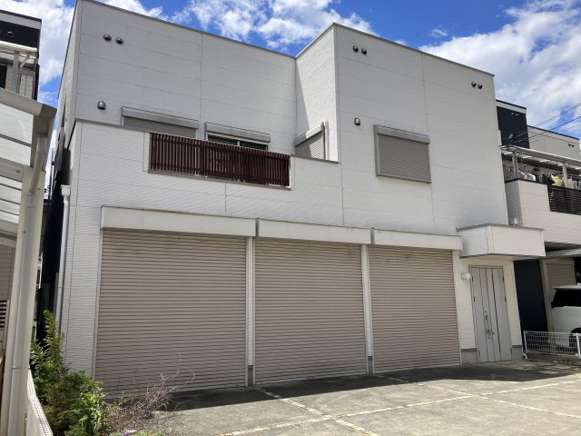大阪市平野区平野市町２丁目の倉庫の外観