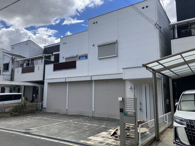 大阪市平野区平野市町２丁目の倉庫の外観