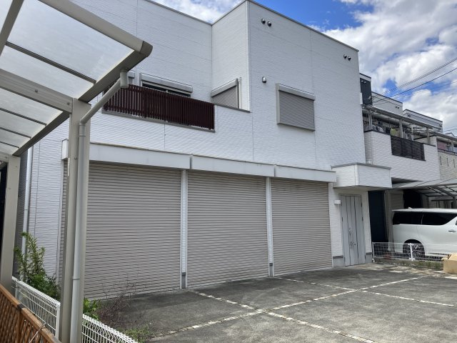 大阪市平野区平野市町２丁目の倉庫の外観