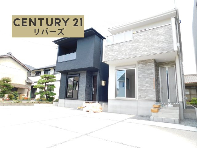 名古屋市港区港北町３丁目の新築一戸建の外観|☆２号棟☆　　いつでも見学できます♪（お問合せ当日、平日、水曜、夜間でもＯＫ）　南向き！　敷地４１．５４坪！　駐車最大４台可！　５ＬＤＫ利用可！　カウンター付きリビング１７．４帖♪　小中学校徒歩３分！