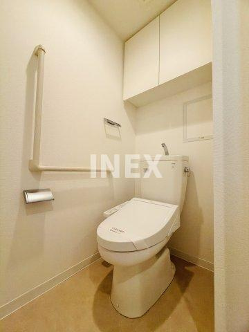 横浜市港北区大倉山４丁目の賃貸マンションのトイレ