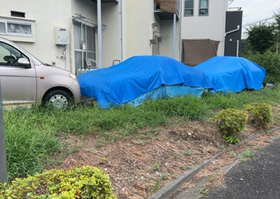 【外観】 | Ｌｉｔｙａ ｈｉｌｌｓ 南大沢 | 物件によっては、入居者が個人的に使用できる専用庭がついているものもあります。また、住宅の中にある土間の部分を庭と呼ぶこともあります。庭の用途は住む人によって変わり、それによってデザインもさまざまです。