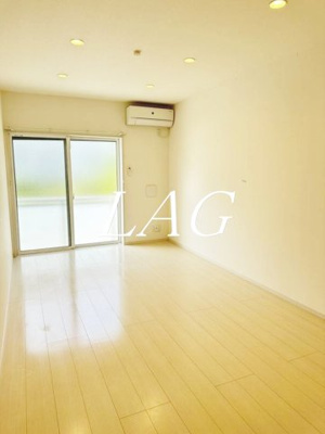 【居間・リビング】 | リブリ・Y’s グランデ小川西町 | 洋室のお部屋です。