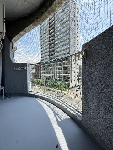 シャトー長居のバルコニー