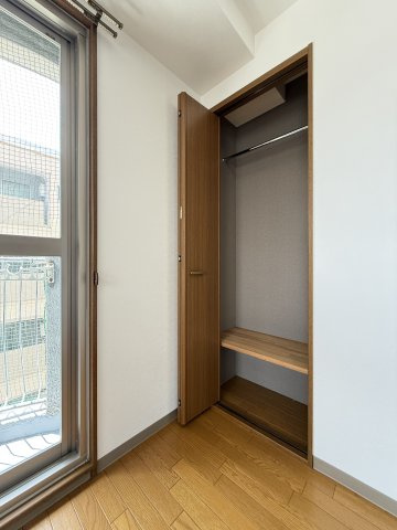 シャトー長居の収納