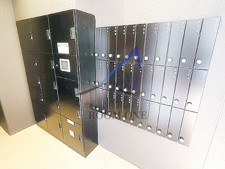 グランシャリオ西新井のその他共用部分|集合ポストと宅配ボックスです。