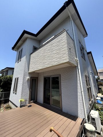 栃木市大平町新の外観|広いウッドデッキは、家族でBBQをしたり、プールを楽しんだり、用途色々です！
