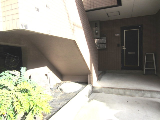 【エントランス】