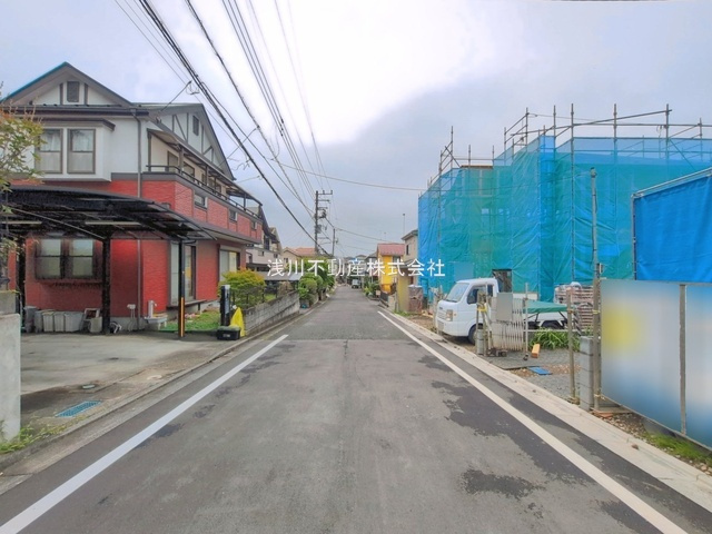 八王子市　館町　新築一戸建て　２０期の前面道路含む現地写真|～北6ｍ・西5ｍ道路に面しています～