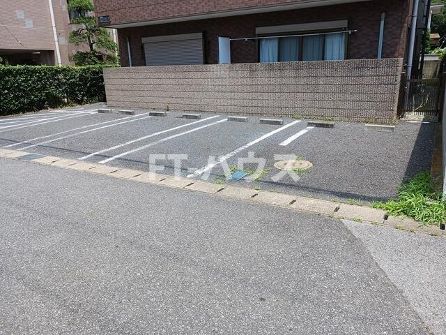 パークハイツの駐車場