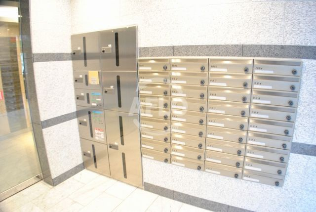 フォーチュン心斎橋イーストの設備|フォーチュン心斎橋イースト　宅配ボックス