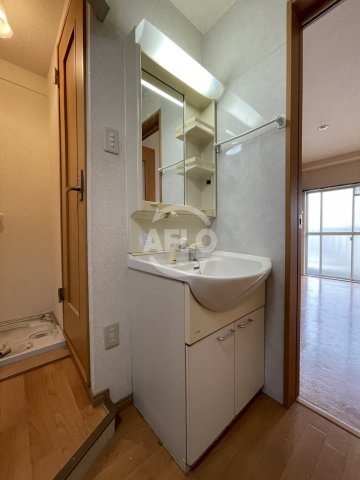 増田マンションの独立洗面台|増田マンション　独立洗面台