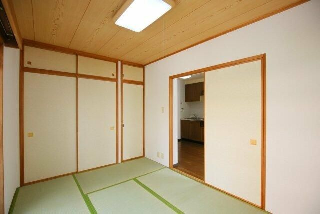 セザール長原の寝室